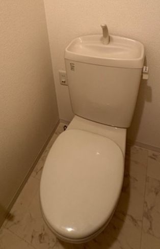 トイレ　落ち着いたトイレです