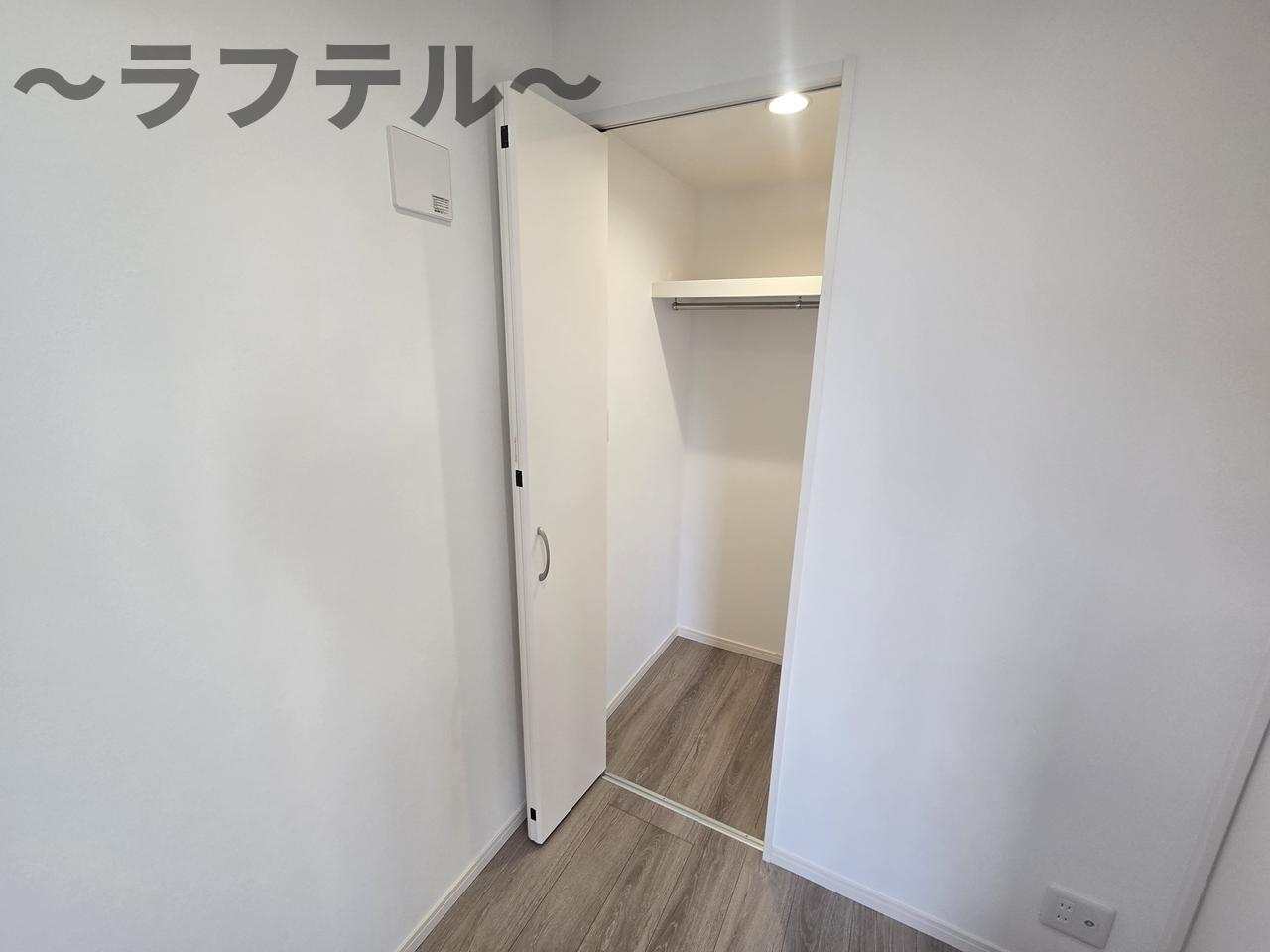 収納　同メーカー施工　別部屋イメージ写真