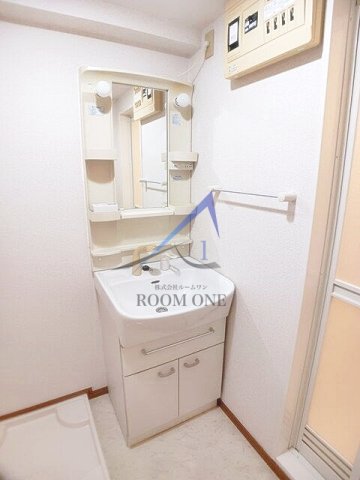 洗面設備　洗面台です。