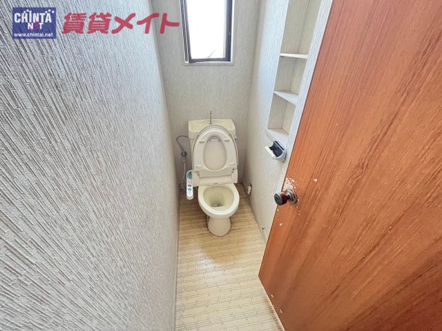 【津市安濃町田端上野のその他のトイレ】