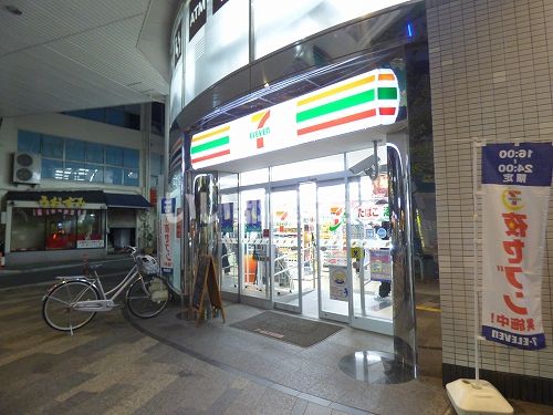 【加古川市加古川町河原のアパートのコンビニ】