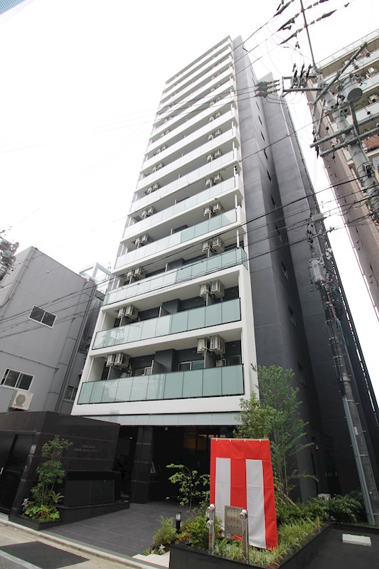 【名古屋市千種区今池のマンションの建物外観】