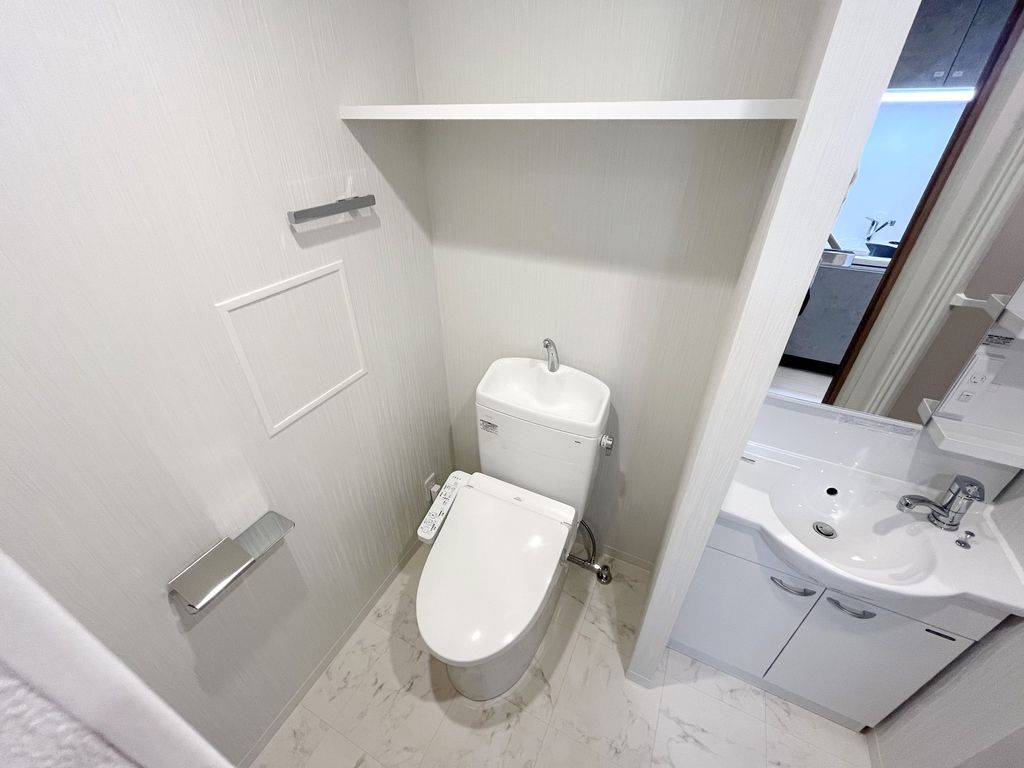 トイレ　トイレ