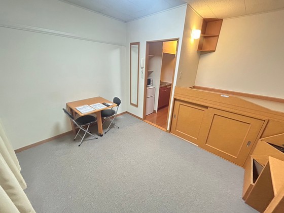 居室・リビング　※別部屋の写真です