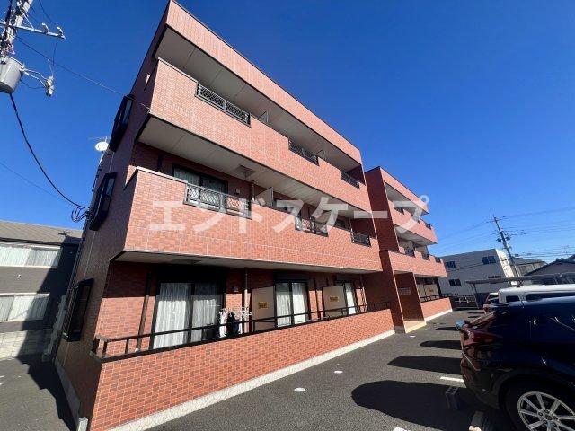 高崎市下小塙町のマンションの建物外観