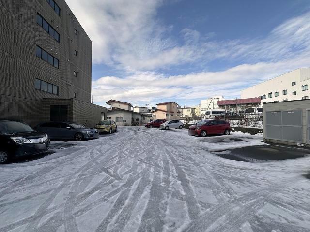 【マンションウィンズの駐車場】