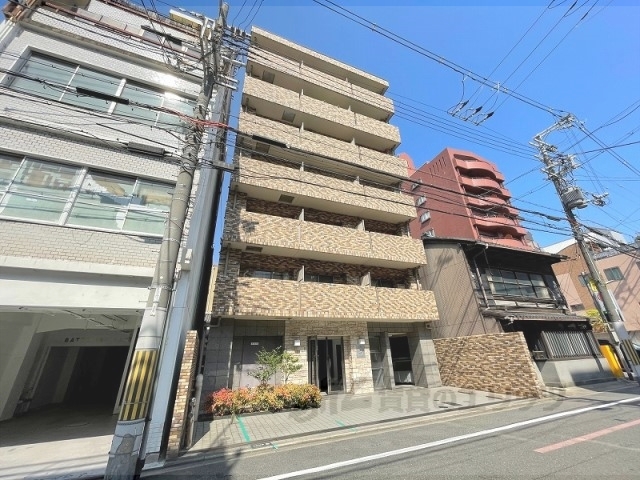 【アスヴェル京都三条通の建物外観】