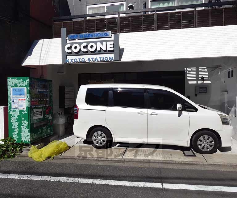 【ＣＯＣＯＮＥのエントランス】