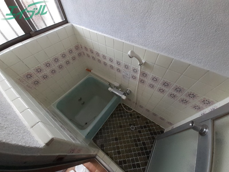 バス・シャワールーム　別部屋同タイプ