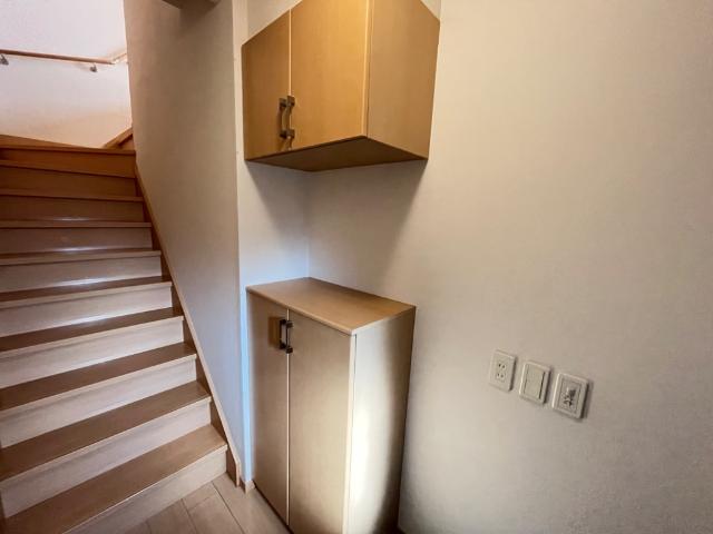 玄関　【ディア・ルミエール】玄関