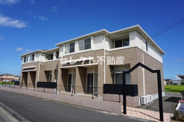 建物外観　【ディア・ルミエール】外観写真（昼）