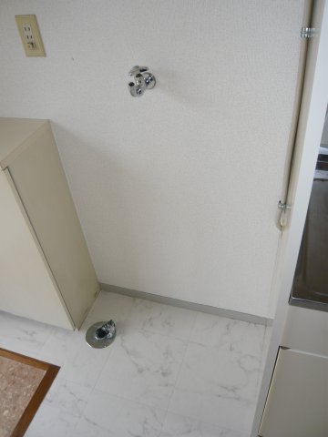 洗面設備　室内洗濯置場