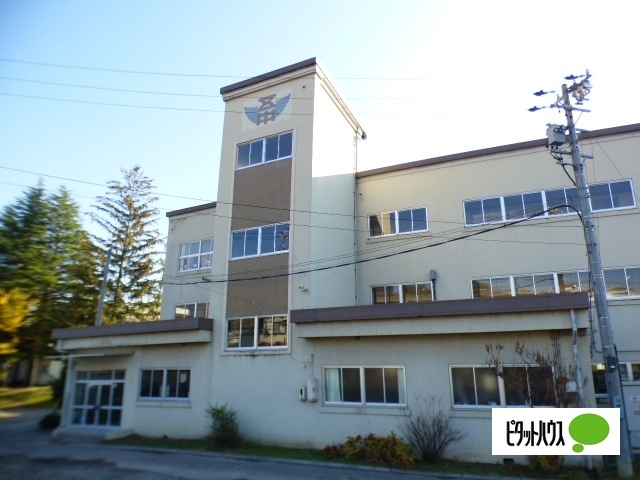 中学校　上田市立第五中学校（中学校）まで1712m