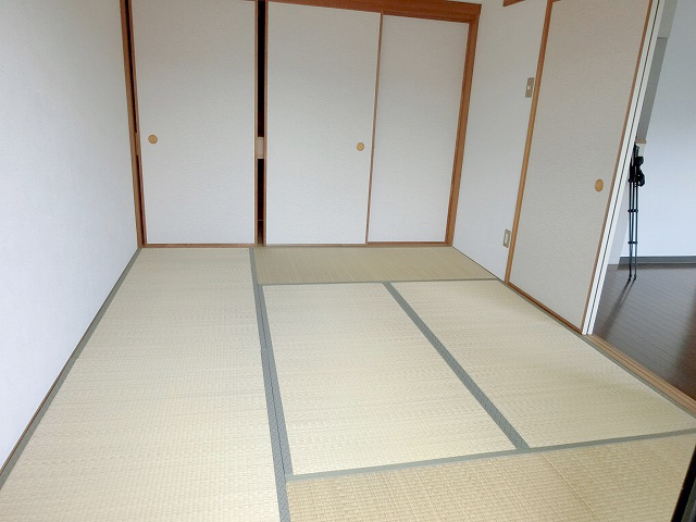 その他部屋・スペース　和室6帖(反転タイプの他の部屋の写真です)