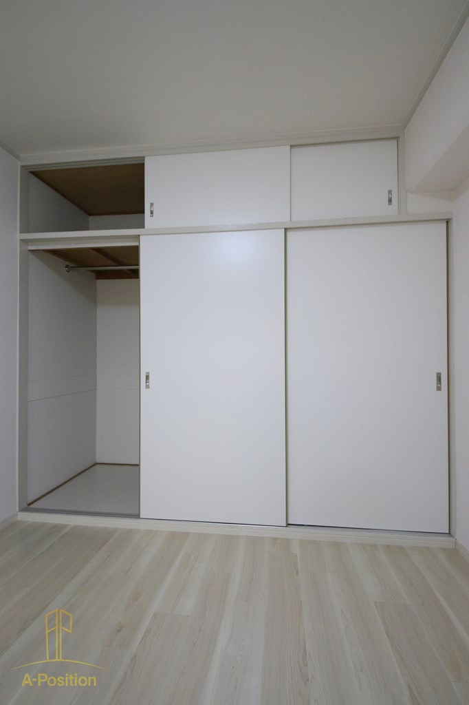 収納　トウセン本町橋ビル