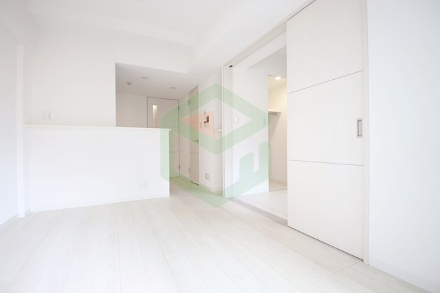 居室・リビング　こちらのリビングで趣味の時間をお楽しみください