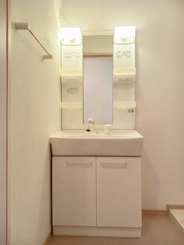 洗面設備　広い洗面スペース