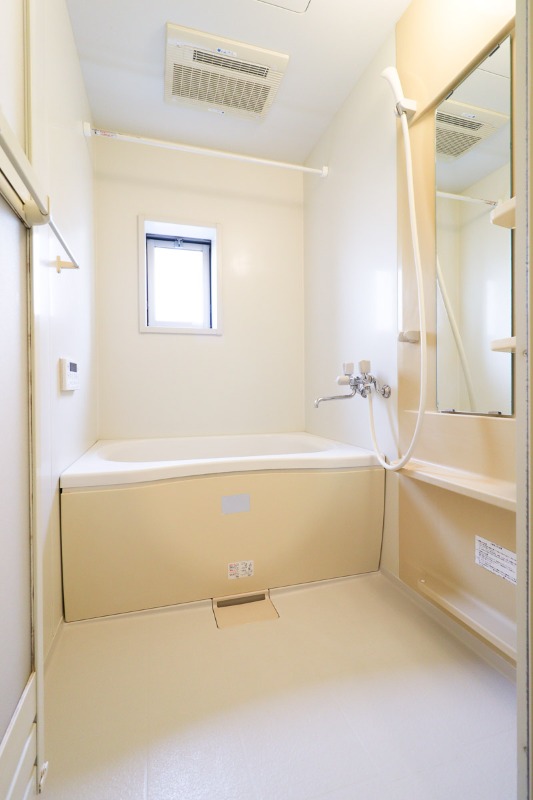 バス・シャワールーム　図面と現状に相違がある場合には現状を優先