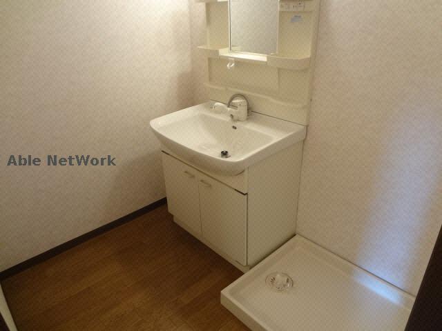 洗面設備　同型モデル