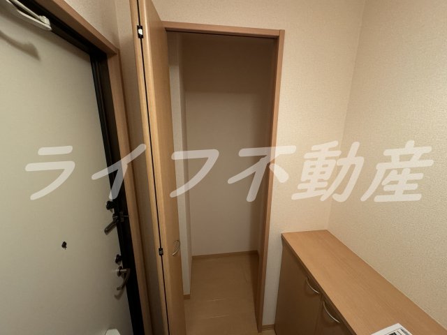 収納　たっぷりとした収納スペースです