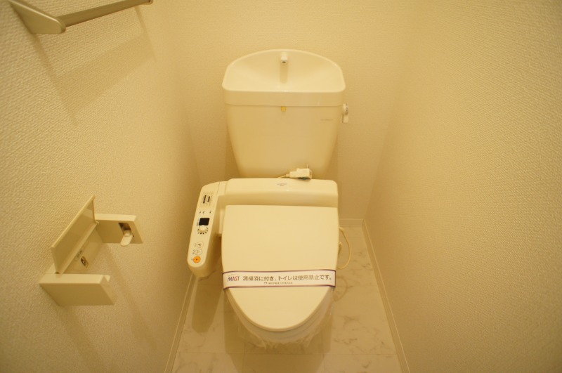 トイレ　別号室