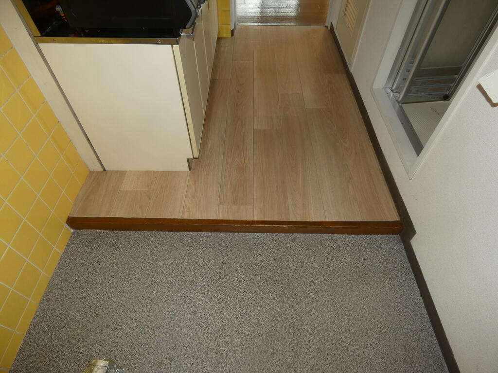 玄関　参考写真