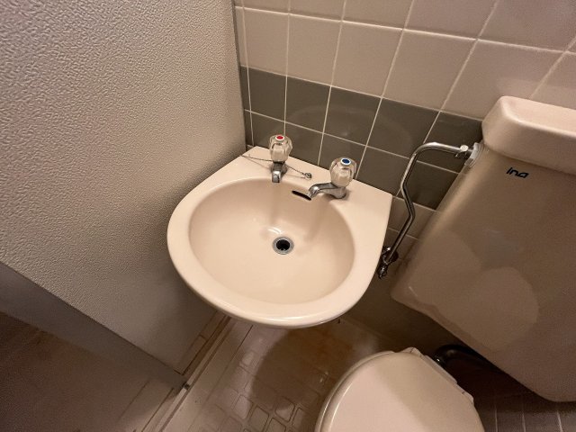 洗面設備　洗面所です