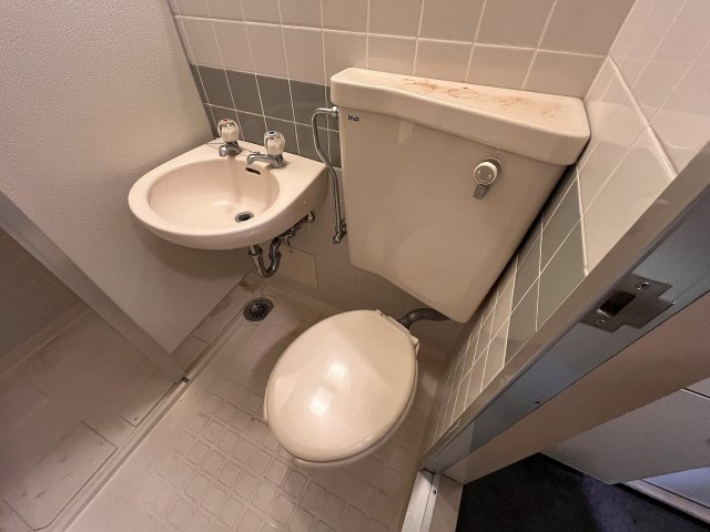 トイレ　シンプルで使いやすいトイレです