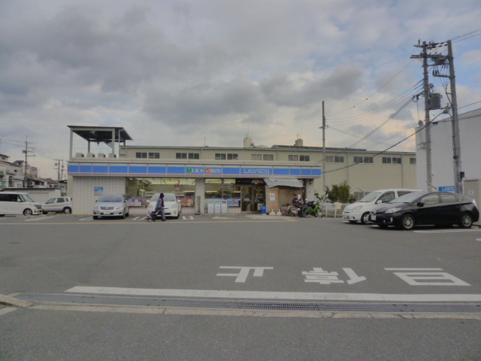 コンビニ　ローソン寝屋川楠根北町店（コンビニ）まで350m