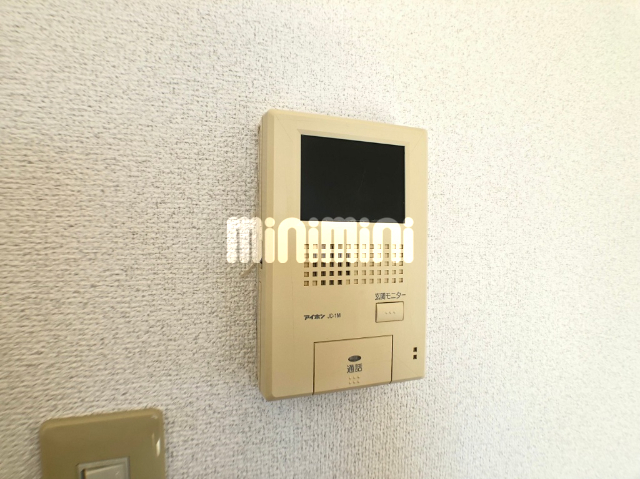 セキュリティ　モニター付きインターフォンです。