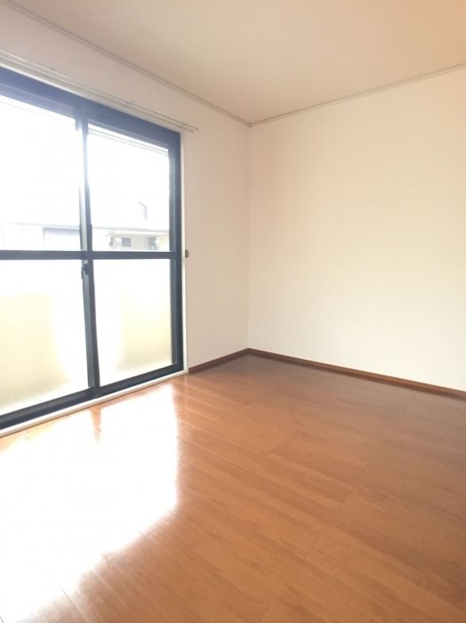 居室・リビング　明るいお部屋です。