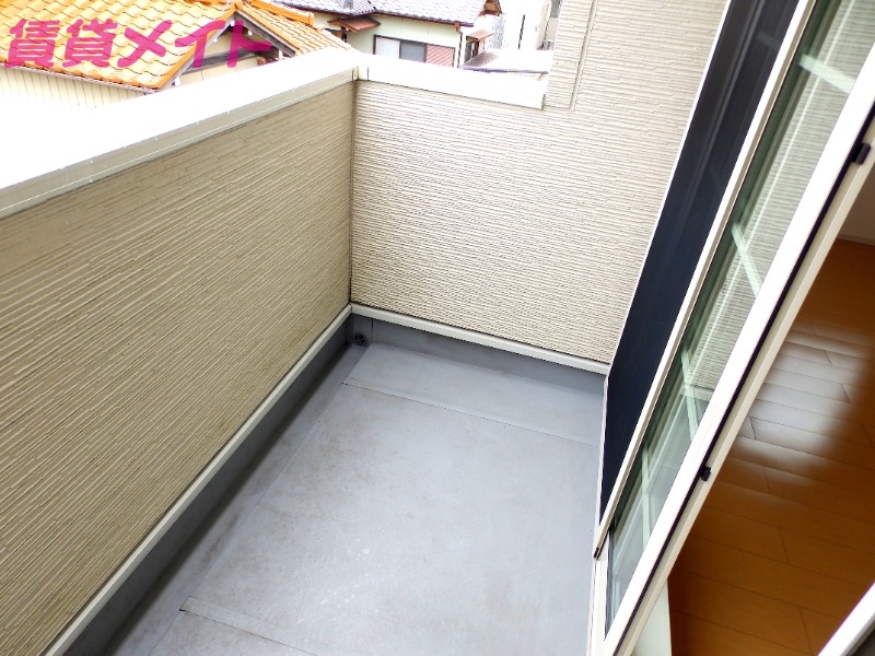 バルコニー　同型部屋写真です。