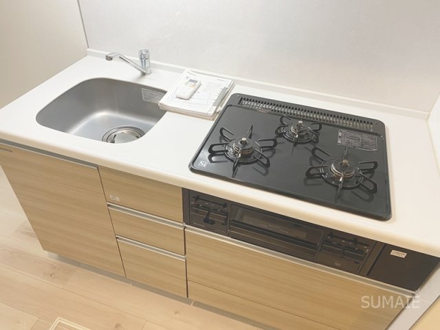 キッチン　グリル付きガスコンロです！