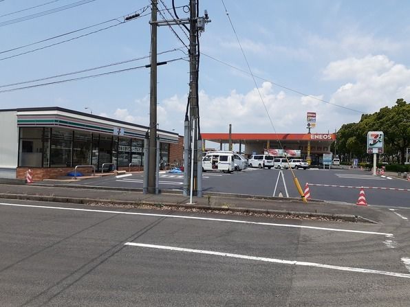 コンビニ　セブンイレブン鹿児島空港前店（コンビニ）まで2200m