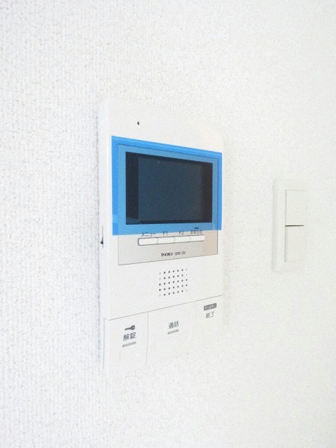 セキュリティ　モニター付きインターホンです♪