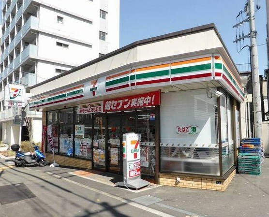 コンビニ　セブンイレブン横浜中央2丁目店（コンビニ）まで93m