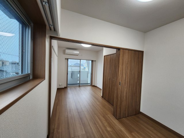 北総線 新柴又駅 徒歩6分 5階建 築1年の居間写真