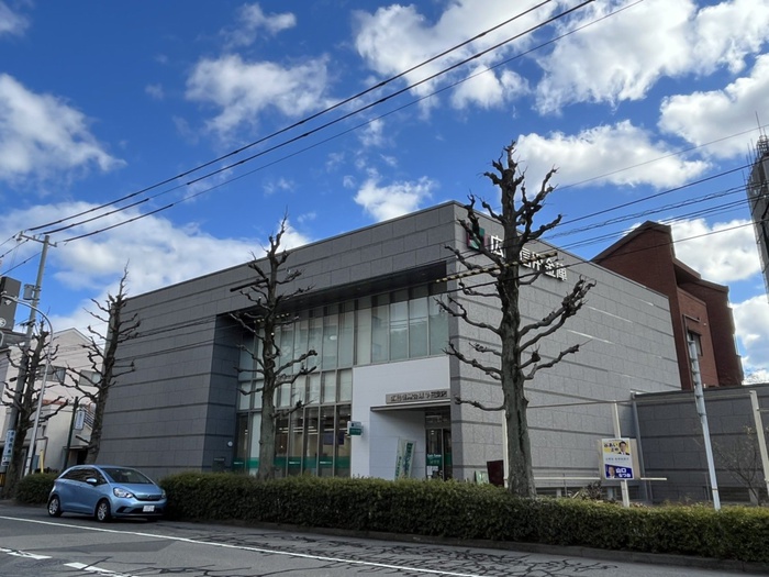 銀行　広島信用金庫 牛田支店（銀行）まで400m