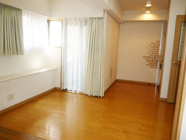 リブゼ横浜ルーアクララ_内装_0