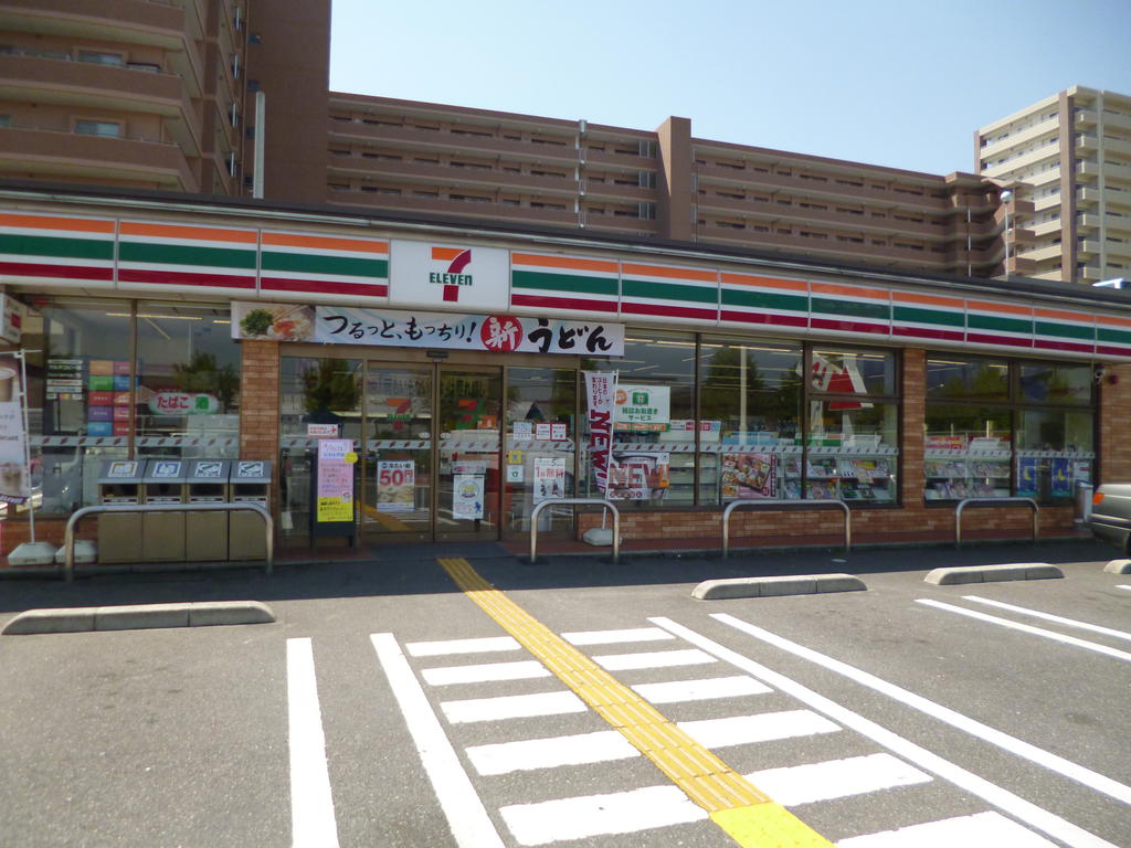 コンビニ　セブンイレブン四條畷中野店（コンビニ）まで730m