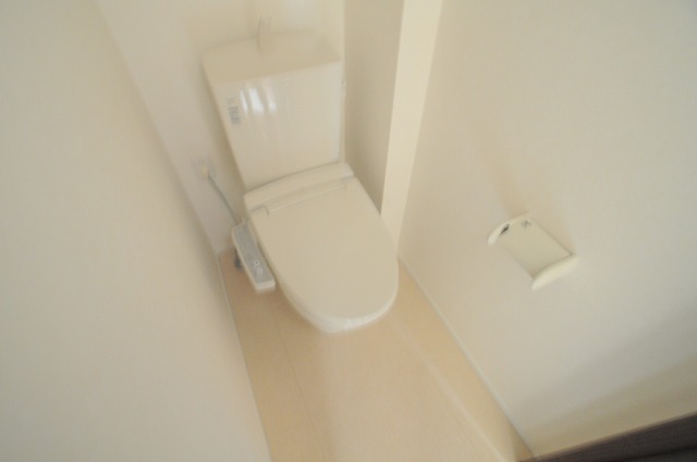 トイレ　※別部屋参考写真です