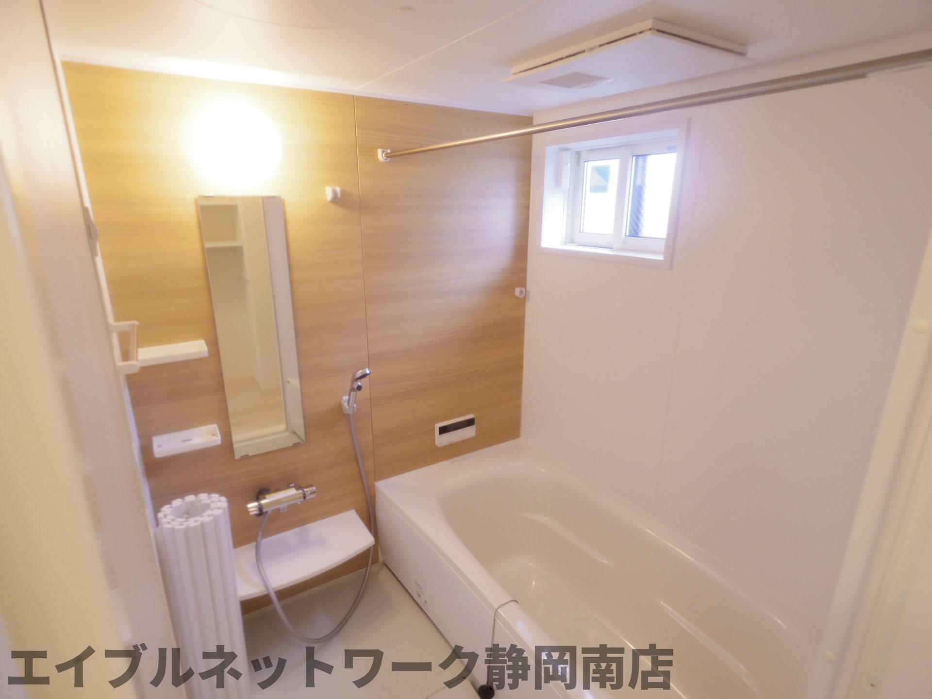 バス・シャワールーム　同イメージ