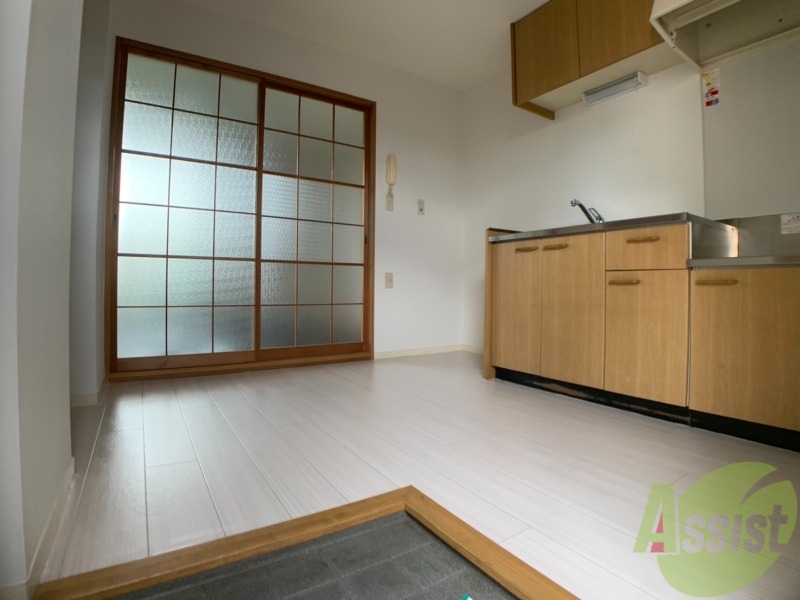 玄関　玄関から撮影しました。広々としていますね！