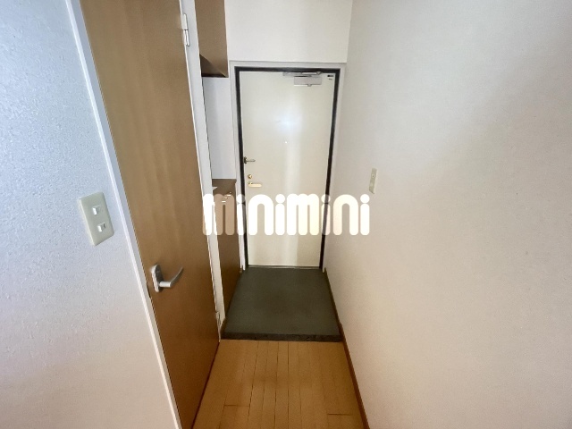 玄関　シューズボックス付きです