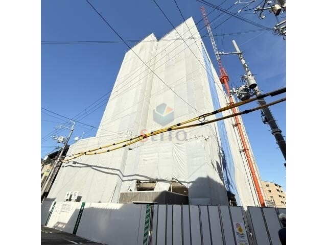 大阪市淀川区木川西のマンションの建物外観