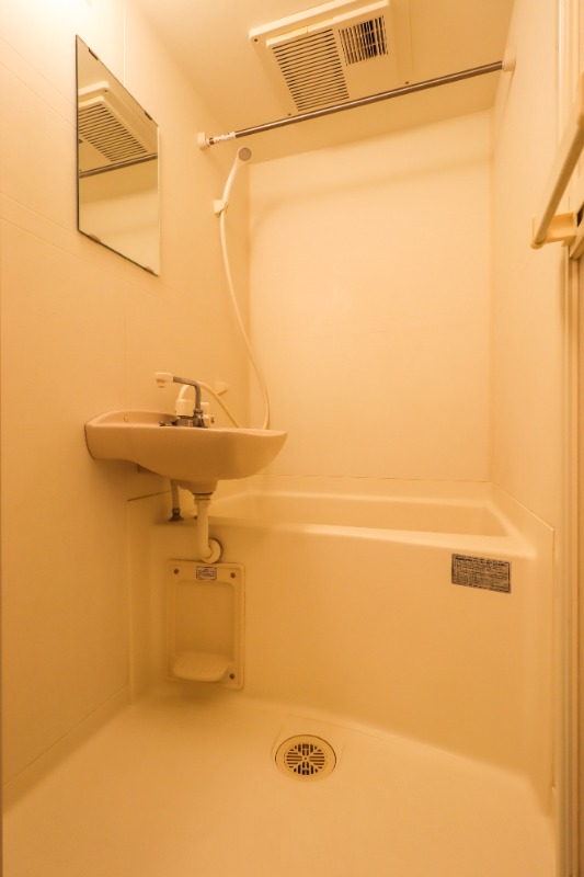 バス・シャワールーム　図面と現状に相違がある場合には現状を優先