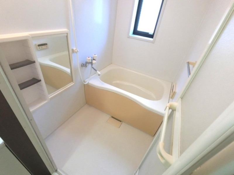 バス・シャワールーム　図面と現状に相違がある場合には現状を優先