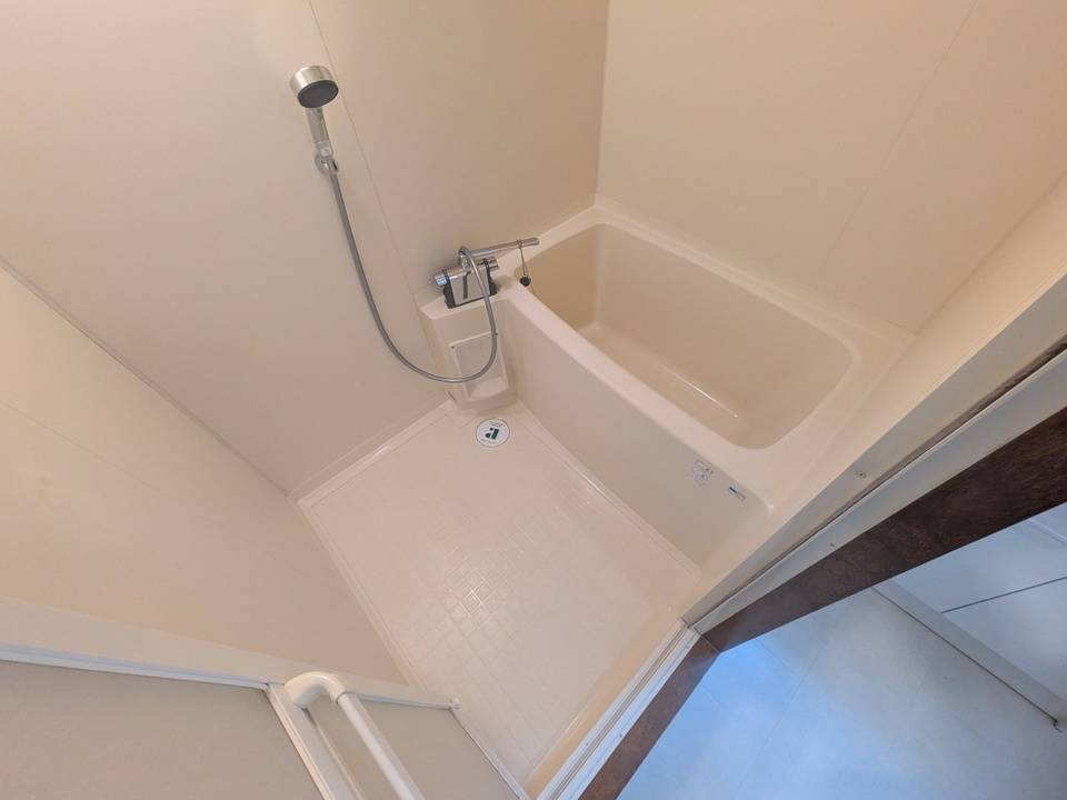 バス・シャワールーム　浴室