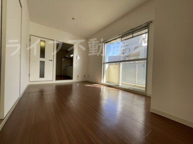 居室・リビング　使いやすい居間です