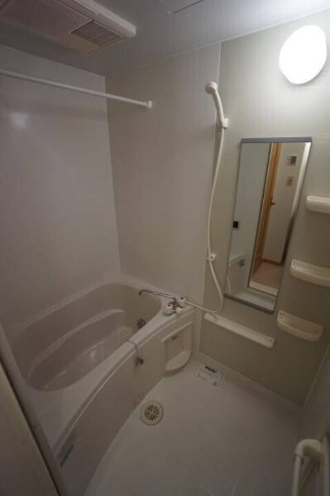 バス・シャワールーム　浴室